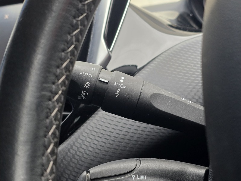 Used Peugeot 208 2017 for sale - 77409060: Photo 26