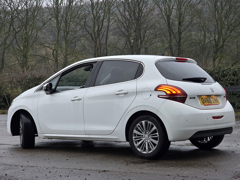 Used Peugeot 208 2017 for sale - 77409060: Photo 7