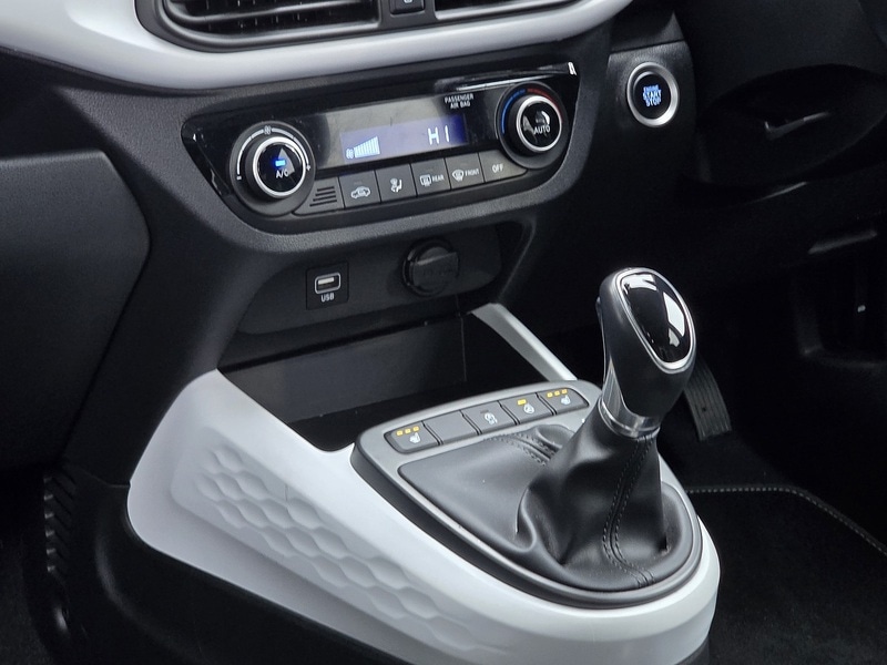 Used Hyundai i10 2022 for sale - 76973979: Photo 6