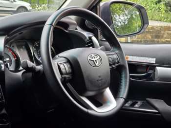 Used Toyota Hilux 2022 for sale - 74930607: Photo