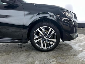 Used Peugeot 208 2023 for sale - 78927038: Photo