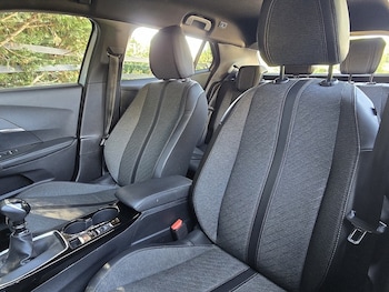Used Peugeot 2008 2025 for sale - 79197786: Photo