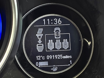 Used Honda Jazz 2016 for sale - 77716172: Photo