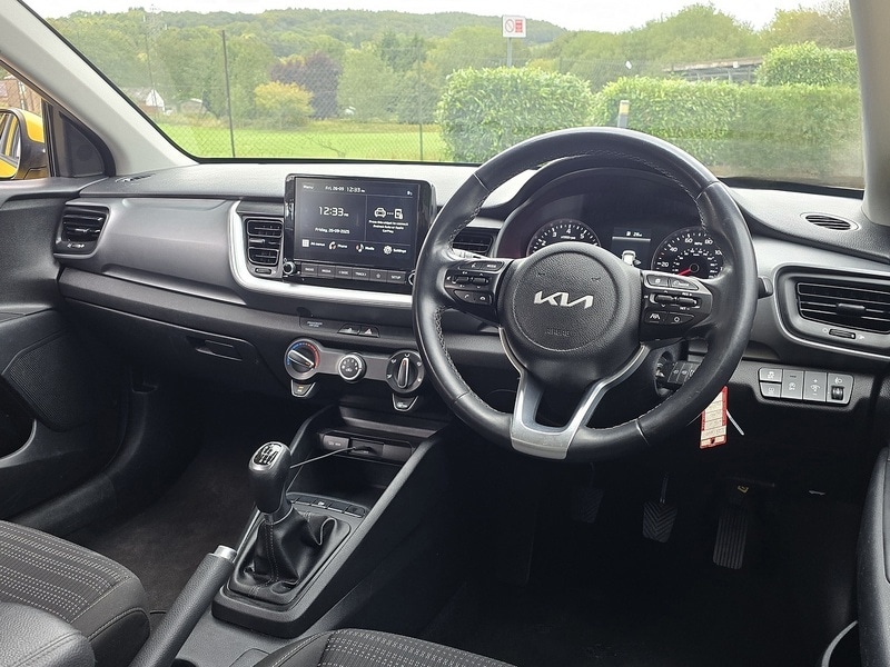 Used Kia Stonic 2023 for sale - 77104552: Photo 10