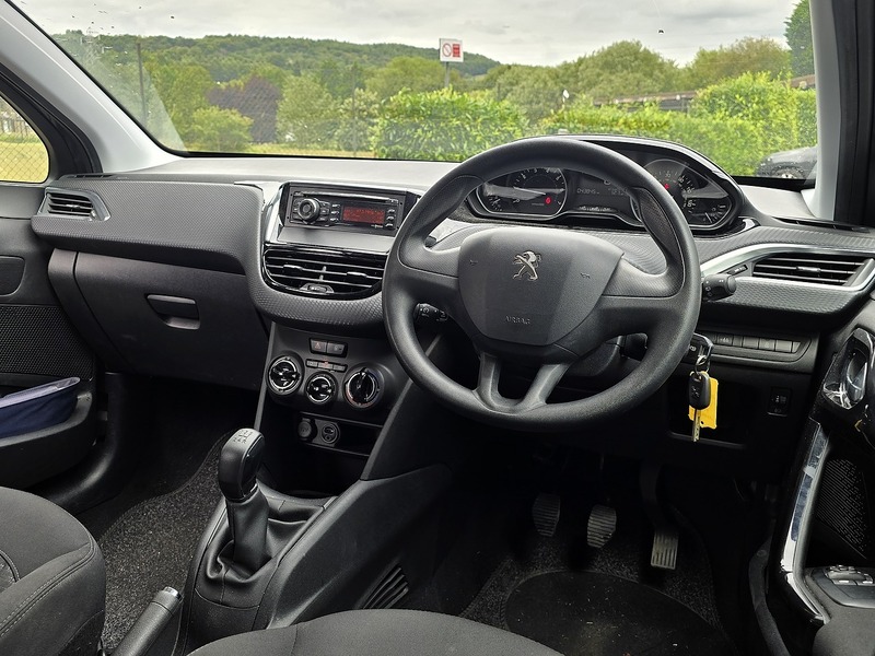 Used Peugeot 208 2016 for sale - 77437800: Photo 7