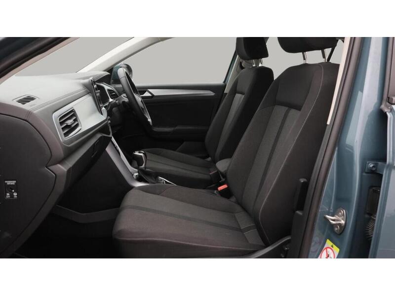 Used Volkswagen T-Roc 2023 for sale - 77558331: Photo 6