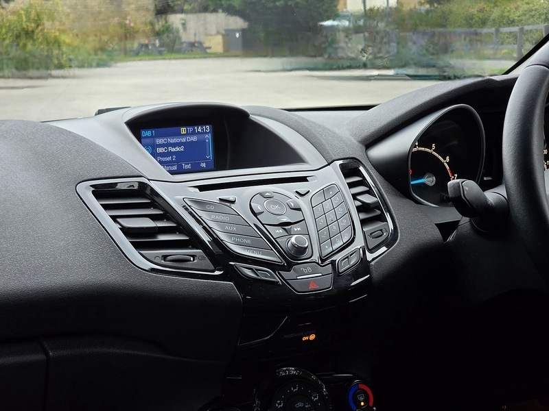 Used Ford Fiesta 2016 for sale - 76426389: Photo 5