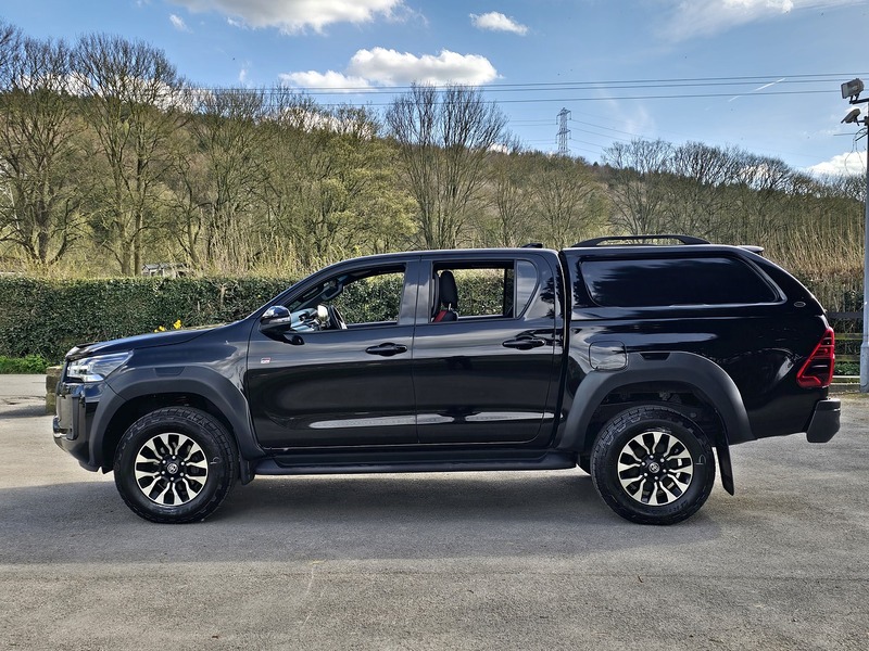 Used Toyota Hilux 2023 for sale - 78016618: Photo 26