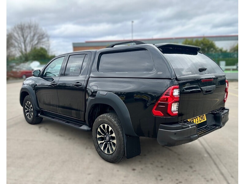 Used Toyota Hilux 2023 for sale - 78016618: Photo 4