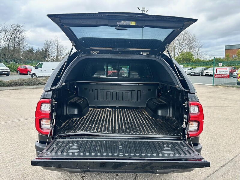 Used Toyota Hilux 2023 for sale - 78016618: Photo 9