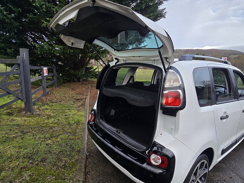 Used Citroen C3 Picasso 2016 for sale - 77180721: Photo 8