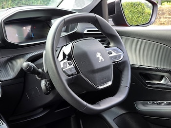Used Peugeot 208 2023 for sale - 75567941: Photo