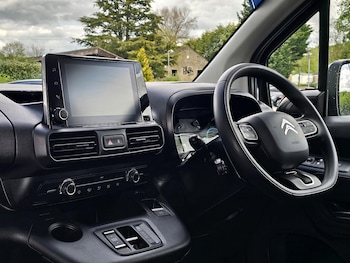 Used Citroen Berlingo 2023 for sale - 79311817: Photo