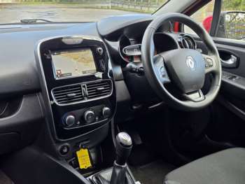 Used Renault Clio 2019 for sale - 74885248: Photo