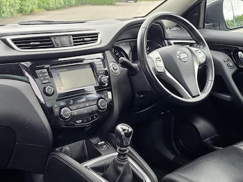 Used Nissan Qashqai 2016 for sale - 79311835: Photo