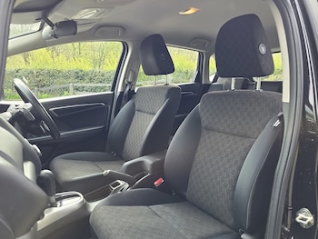 Used Honda Jazz 2017 for sale - 78316066: Photo