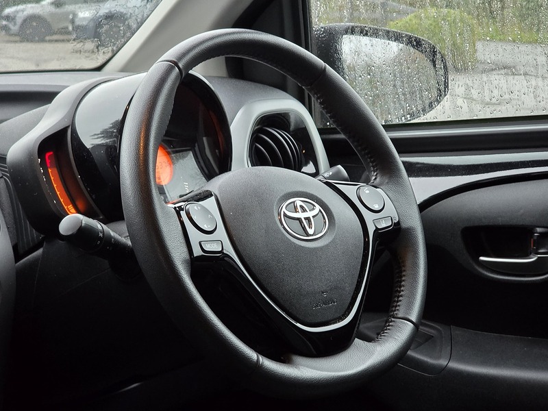 Used Toyota AYGO for sale - 77019404: Photo 5