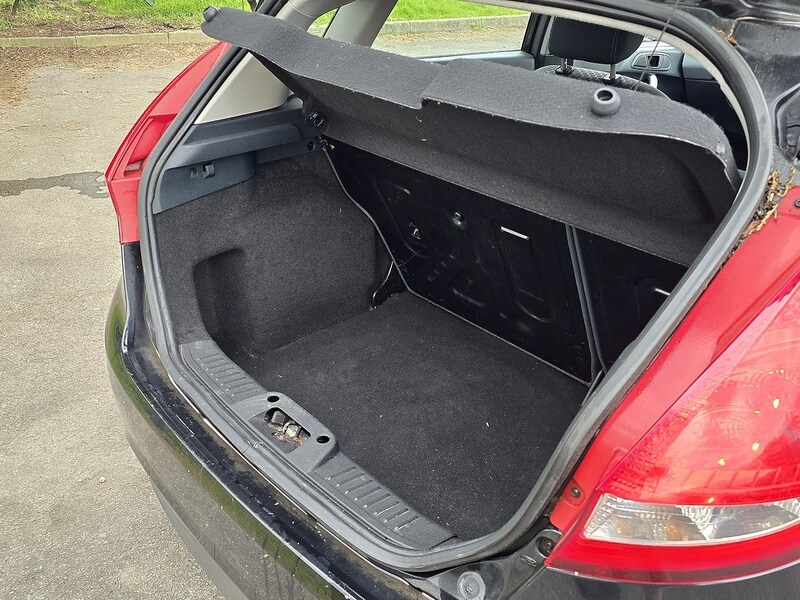 Used Ford Fiesta 2009 for sale - 77947051: Photo 6