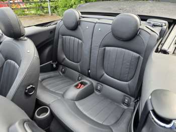 Used MINI Convertible 2019 for sale - 74930629: Photo