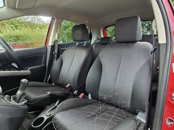 Used Mazda Mazda2 2013 for sale - 75897466: Photo