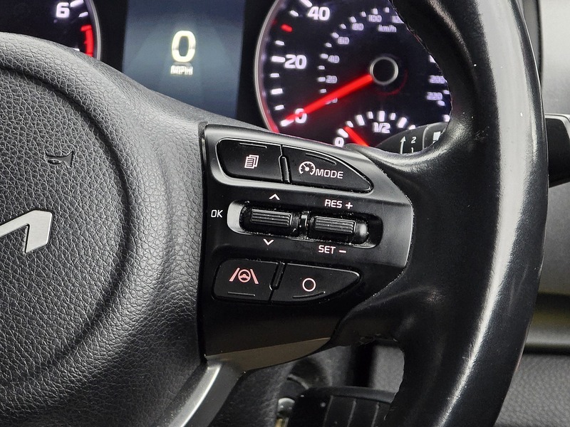 Used Kia Stonic 2022 for sale - 76973987: Photo 11