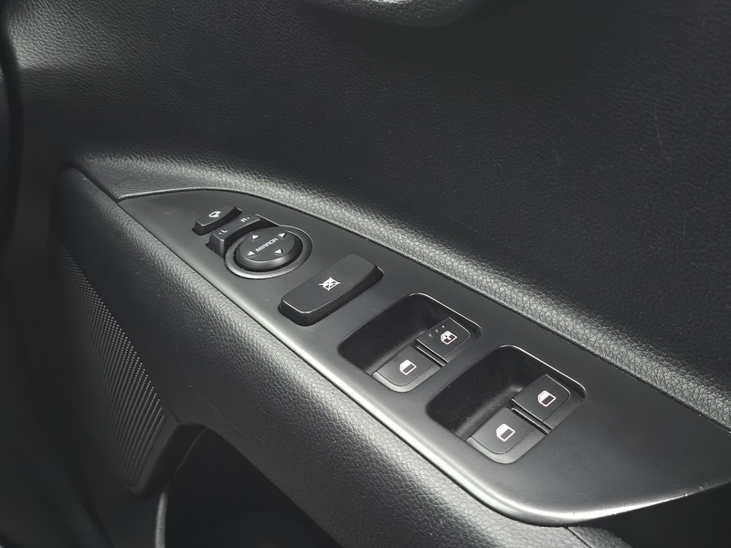 Used Kia Stonic 2022 for sale - 76973987: Photo 16