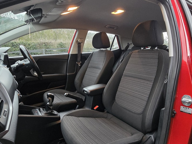 Used Kia Stonic 2022 for sale - 76973987: Photo 4