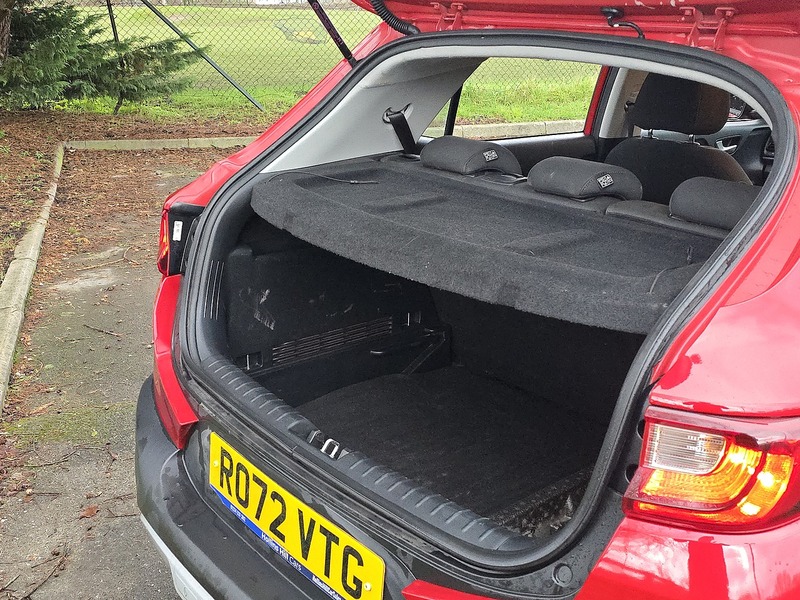 Used Kia Stonic 2022 for sale - 76973987: Photo 8