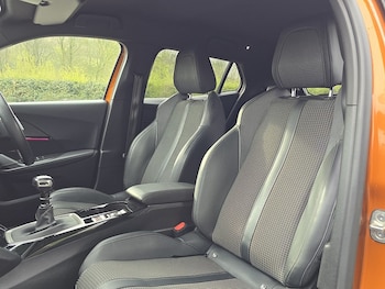 Used Peugeot 2008 2021 for sale - 78177530: Photo