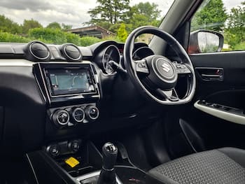 Used Suzuki Swift 2018 for sale - 79628341: Photo