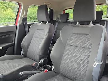 Used Suzuki Swift 2018 for sale - 79628341: Photo