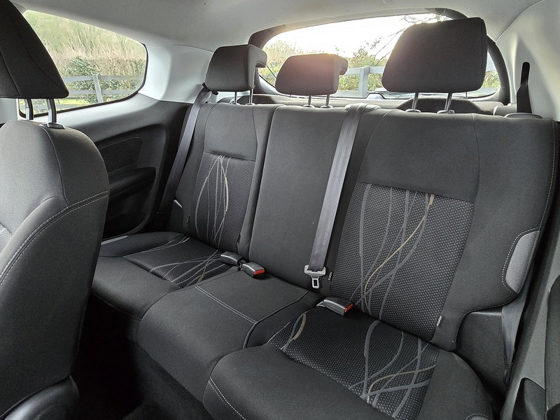 Used Peugeot 208 2013 for sale - 76973969: Photo 6