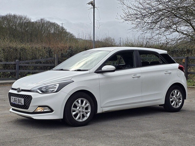 Used Hyundai i20 2017 for sale - 78040229: Photo 13