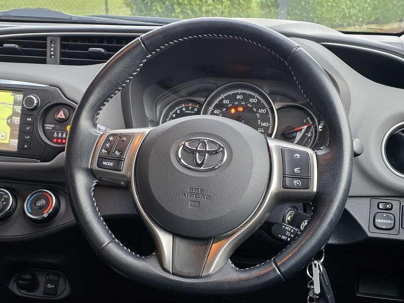 Used Toyota Yaris 2017 for sale - 76973988: Photo 11
