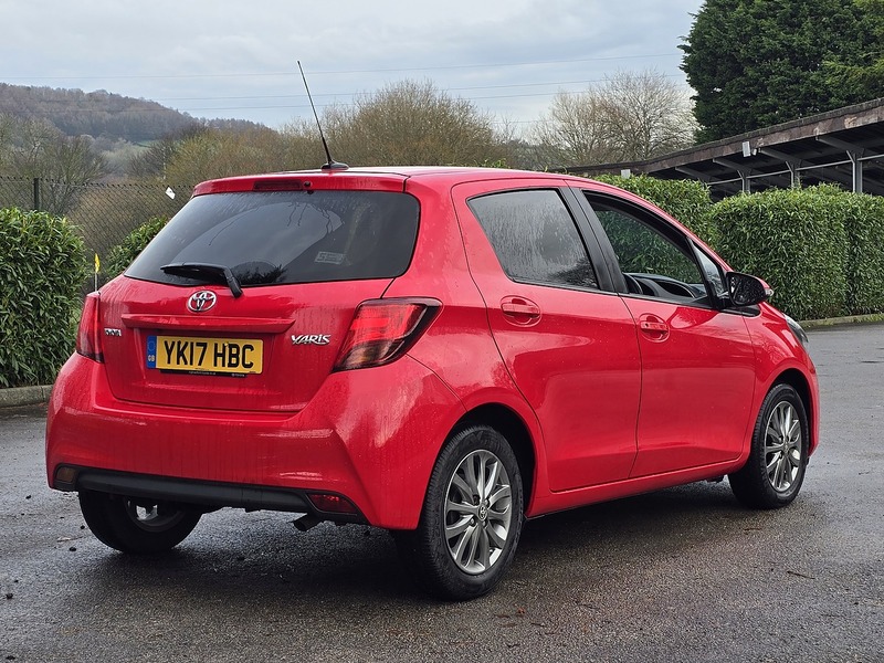 Used Toyota Yaris 2017 for sale - 76973988: Photo 28