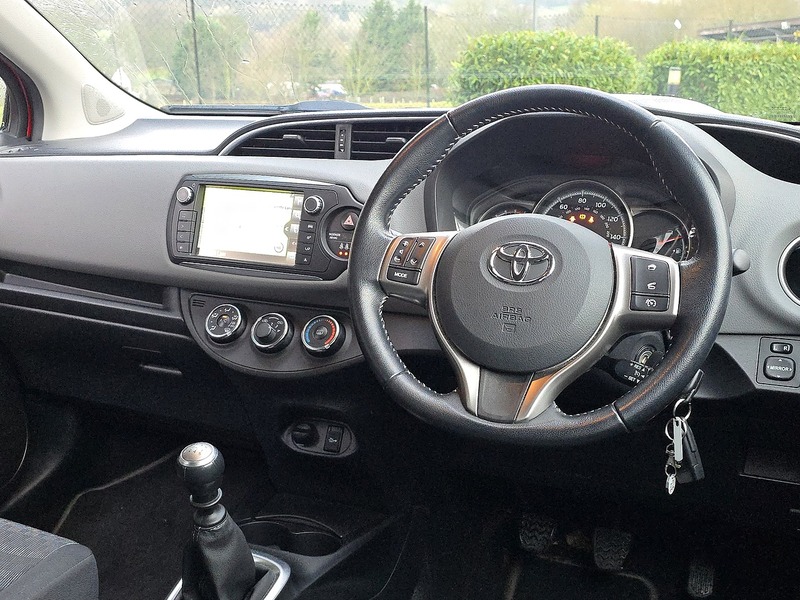 Used Toyota Yaris 2017 for sale - 76973988: Photo 9