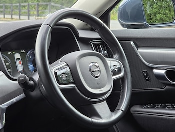 Used Volvo V90 2018 for sale - 75567921: Photo