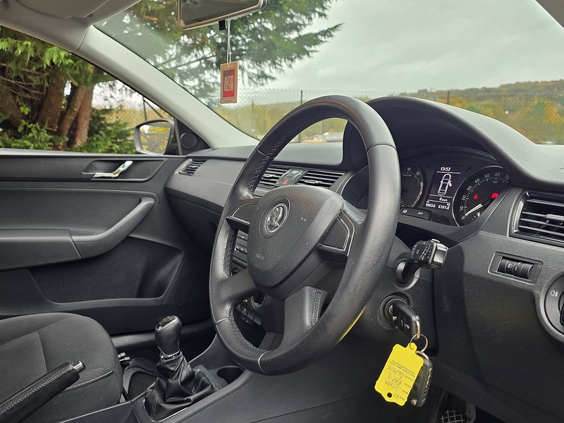 Used Skoda Rapid 2013 for sale - 76682366: Photo 10