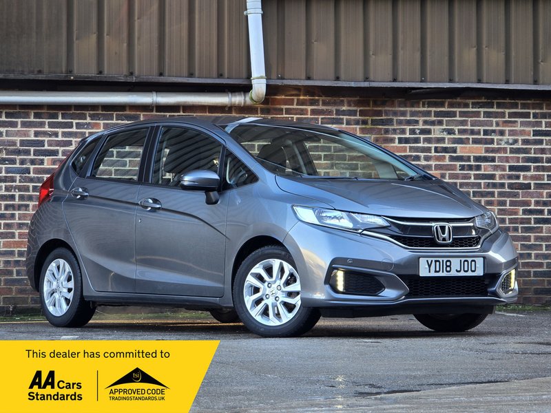 Used Honda Jazz 2018 for sale - 77149468: Photo 2