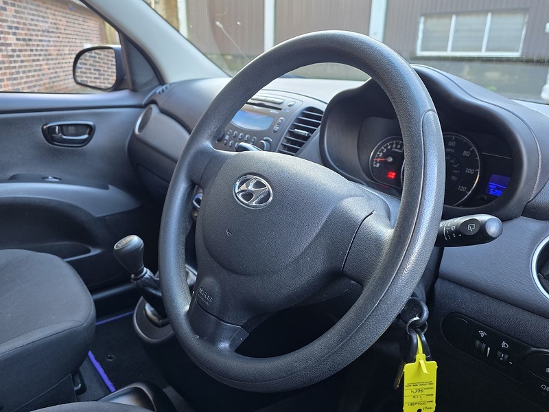 Used Hyundai i10 2011 for sale - 77149463: Photo 5