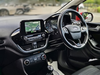 Used Ford Fiesta 2018 for sale - 79537804: Photo