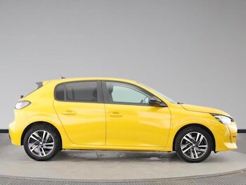 Used Peugeot 208 2023 for sale - 78875888: Photo