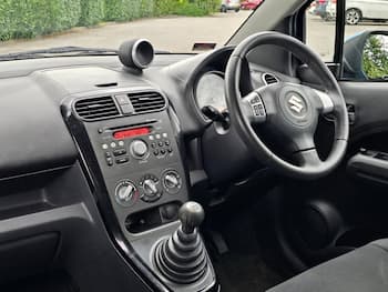 Used Suzuki Splash 2013 for sale - 79692710: Photo