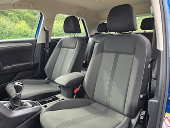 Used Volkswagen T-Roc 2023 for sale - 79393102: Photo