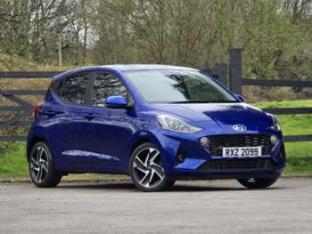 2022 - Premium 5-Door