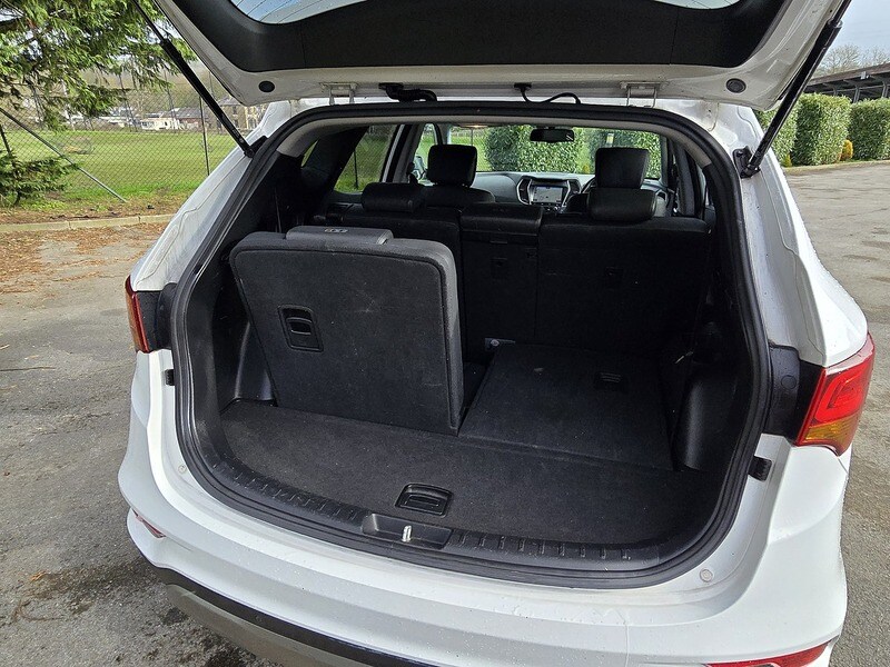Used Hyundai Santa Fe for sale - 78122383: Photo 11