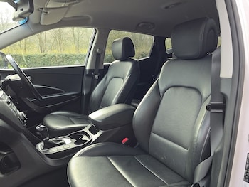 Used Hyundai Santa Fe 2016 for sale - 78122383: Photo