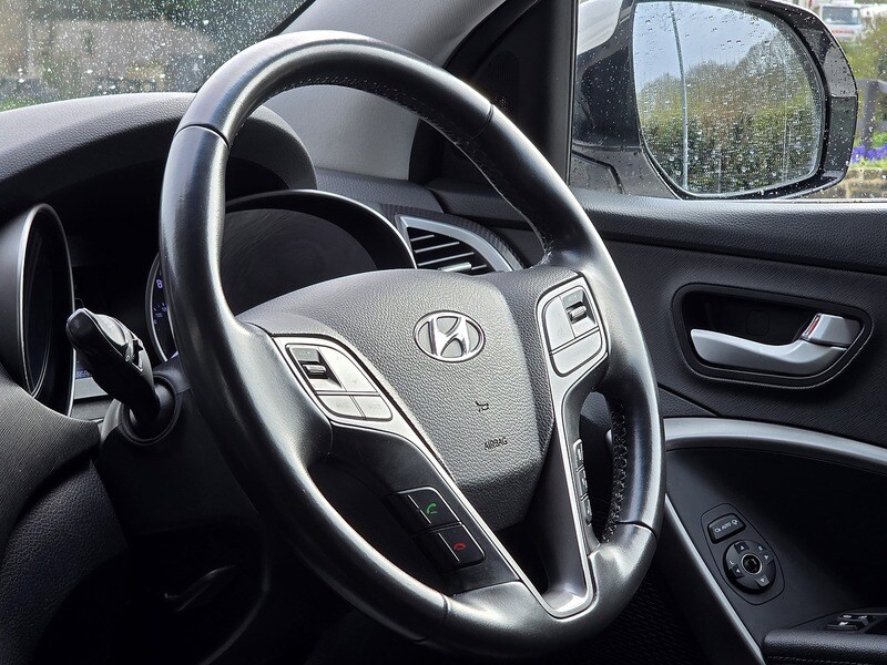 Used Hyundai Santa Fe for sale - 78122383: Photo 5