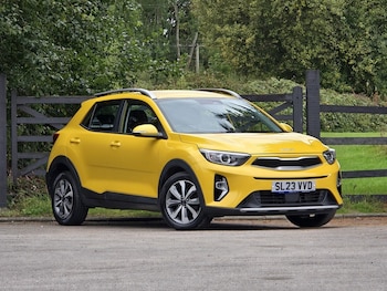 Used Kia Stonic 2023 for sale - 76106293: Photo