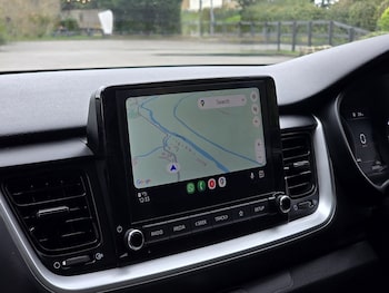 Used Kia Stonic 2023 for sale - 76106293: Photo